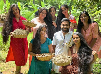 ADIVASI HAKKI PIKKI NEELAMBARI HERBAL HAIR OIL